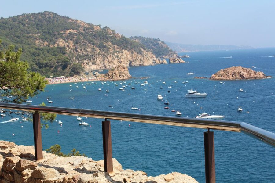 From Barcelona: Tossa de Mar Day Tour with Beach Time - Comfort, Pace, and Group Life: What the Day Feels Like