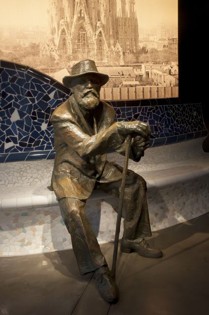 Gaudí Experiència Barcelona Admission Ticket - Price and value: about $10 for the right kind of traveler