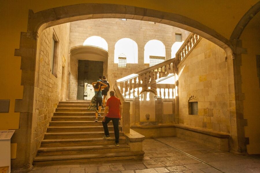 Gaudi's Barcelona 2-Hour Segway Tour with a Live Guide - Barri de la Ribera, El Cap de Barcelona, and the closer look at Correos