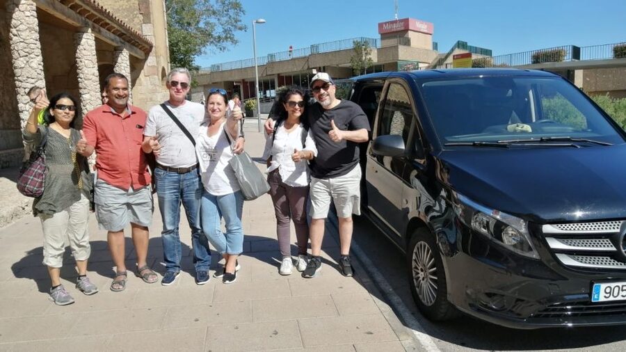 Girona and Figueres Full-Day Tour with Hotel Pick Up - Figueres: making sense of Dalí at the Dalí Theatre-Museum
