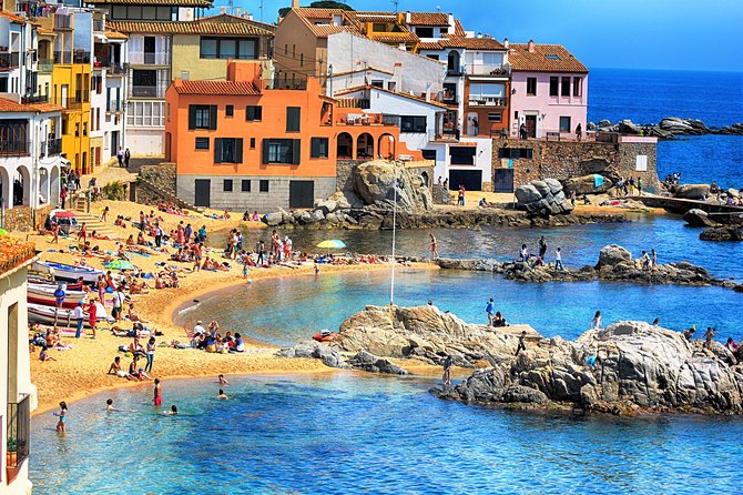 Girona & Costa Brava Private Tour and Hotel Pickup from Barcelona - Girona walking highlights: Jewish Quarter, cathedral views, and the Onyar River