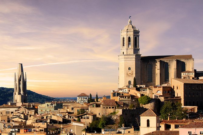 Girona History, Legends, and Food Walking Tour with food tasting - Pont de Pedra: oldest bridge vibes with river views