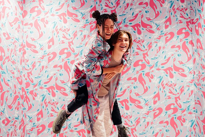IKONO Barcelona: Immersive Experience - Who should book IKONO Barcelona?
