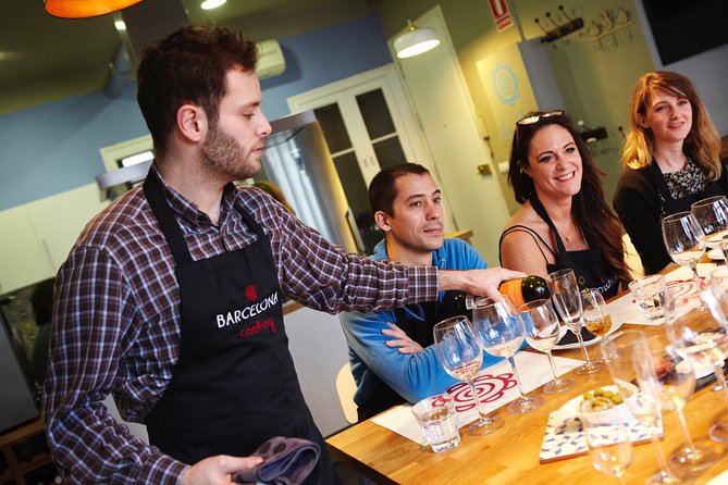 Interactive Paella & Market: Bottomless Wine & Rambla Views - The Kitchen Setup: Comfortable Stations, Clear Tasks, Real Tools