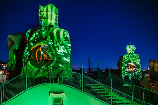 La Pedrera - Casa Mila Night Experience - Group size and guide style: what the reviews suggest