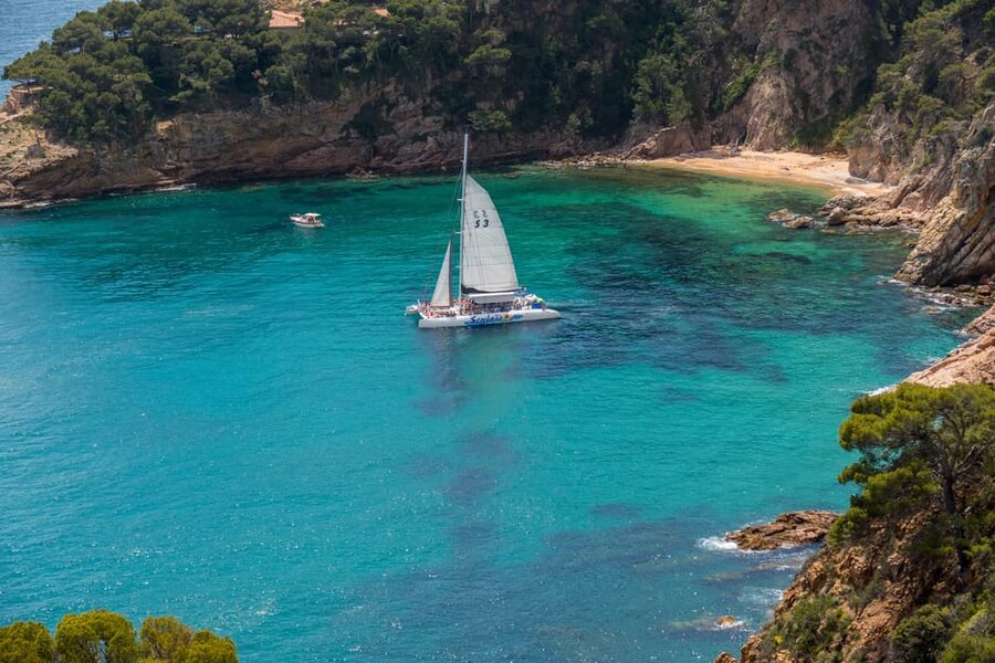 Lloret de Mar: Catamaran Sailing Cruise with BBQ and Drinks - Setting Sail From Lloret de Mar, Passeig d’Agustí Font