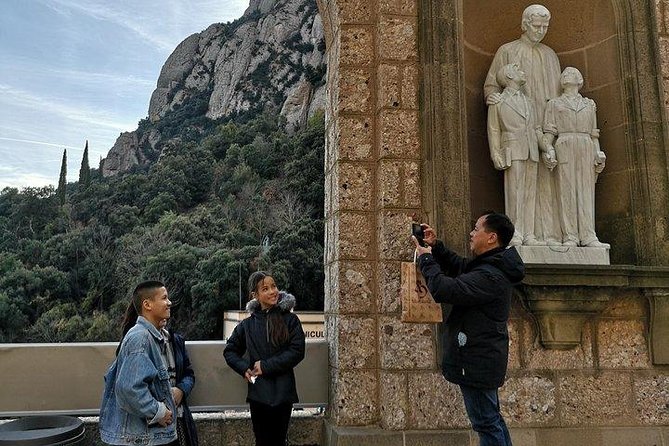 Montserrat Day Trip Private or Small Group with Basilica Tickets - Mercat de Montserrat: Catalan food you can actually taste