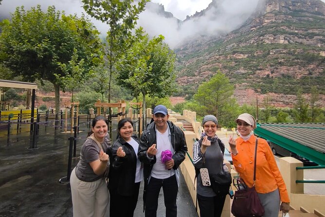 Montserrat Tour by Train with Cable Car and Cogwheel - Meeting at Plaça dEspanya and the 7:20 am Flow