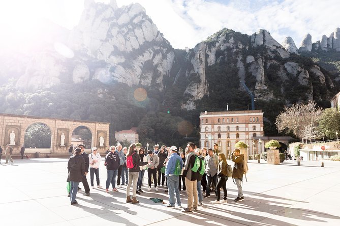 Montserrat with Cog-Wheel Train & Black Madonna Priority Access - Timing and the two tour lengths: 5.5 hours vs 7 hours