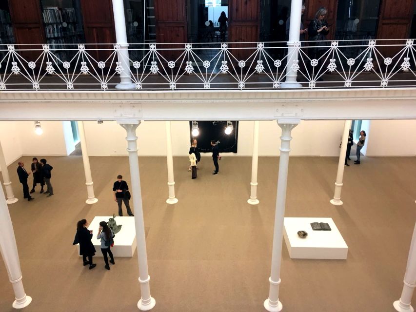 Museu Tàpies Barcelona – Ticket & Art Exhibitions - First impressions at Carrer d’Aragó 255