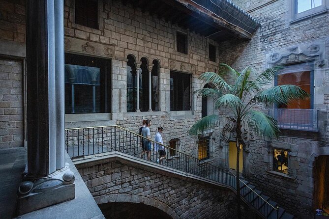 Picasso Small Group Walking Tour with Museum Skip the Line Ticket - Key Things To Know Before You Go