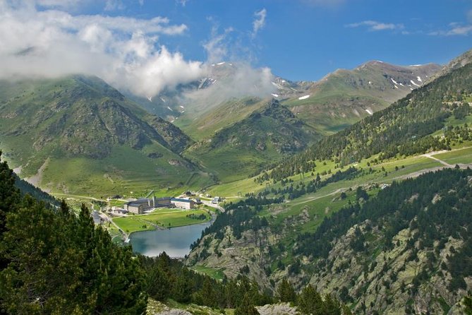 Pyrenees & Medieval Towns Small Group Tour from Barcelona - Vic’s medieval core: cathedral styles and the Roman Temple
