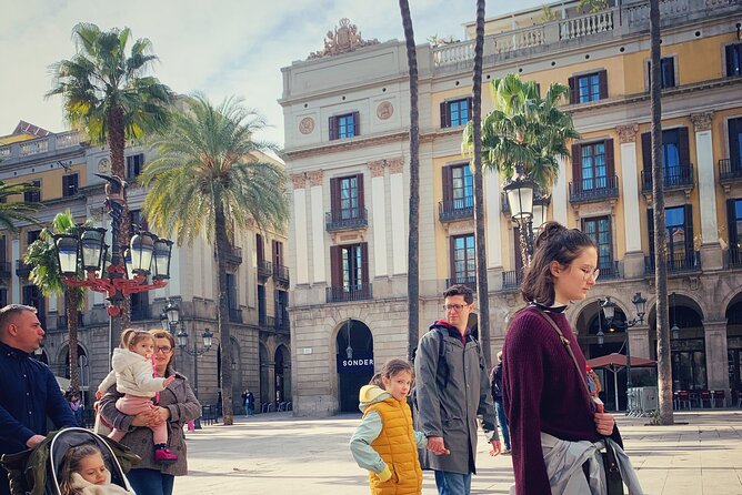 Ramblas, Old Town, Gothic and Gaudi Architecture Walking Tour - Las Ramblas, then back to quieter, more local squares