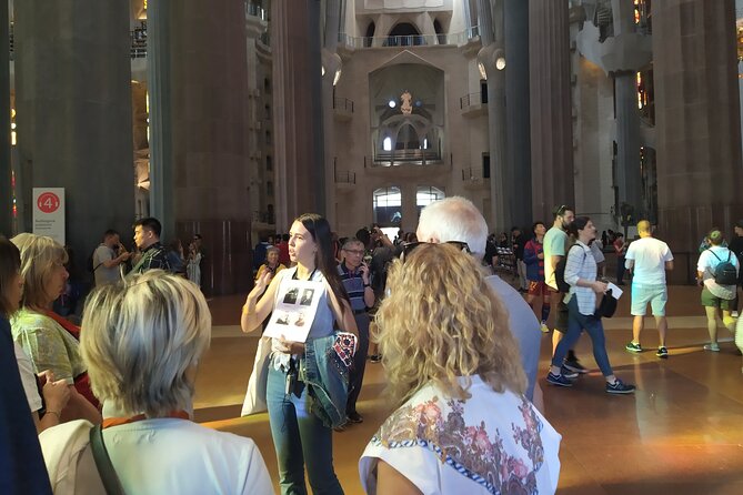 Sagrada Familia English Guided Tour & Optional Tower Access - Price and Value: What Makes This One Cost About $53
