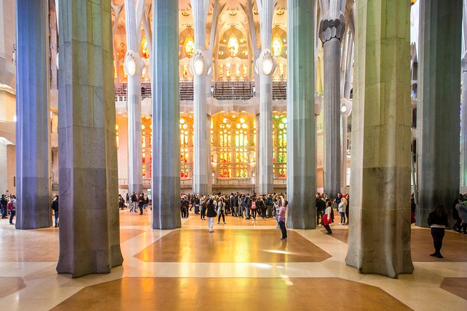 Sagrada Familia Fast Track Guided Tour with Towers Access - Inside the basilica: what a good guide helps you notice