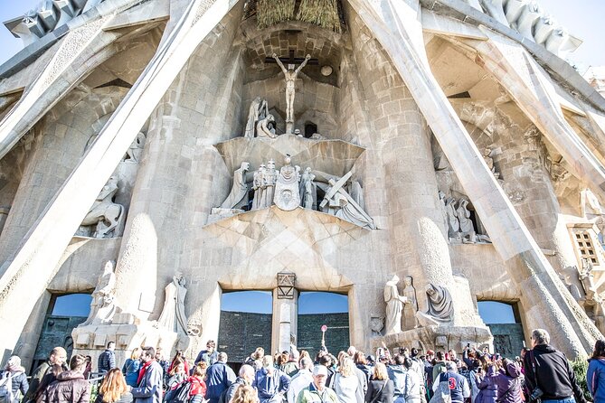 Sagrada Familia Fast Track Guided Tour with Towers Access - Price and value: what you are really paying for at $86.51