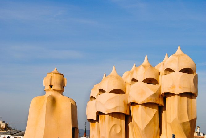 Sagrada Familia & Gaudi Tour Private or Small Group with Tickets - Modernisme on Passeig de Gracia: Beautiful, Elegant, and Mostly Exterior