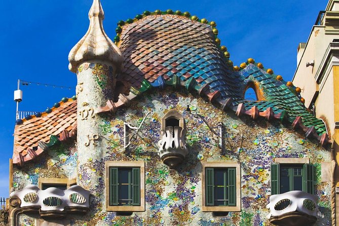 Sagrada Familia & Gaudi Tour Private or Small Group with Tickets - How the Right Guide Changes Everything (Alberto, Alan, Horacio, Jennifer)
