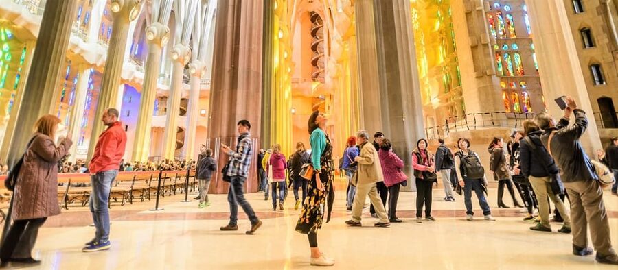 Sagrada Familia with Official Guide & Fast-Track Entry - Key things to know before you go