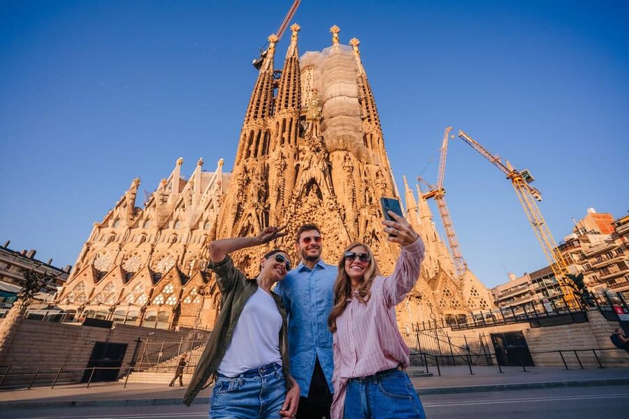 Sagrada Familia with Official Guide & Fast-Track Entry - Starting outside: how the Nativity and Passion façades set the tone