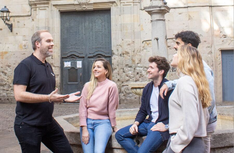 Sagrada Familia with Official Guide & Fast-Track Entry - Price check: is $88 worth it for this official guided fast-track visit?