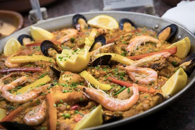 Tablao Flamenco Cordobes on Rambla Barcelona with Dinner Option - What Your Evening Looks Like, Step by Step