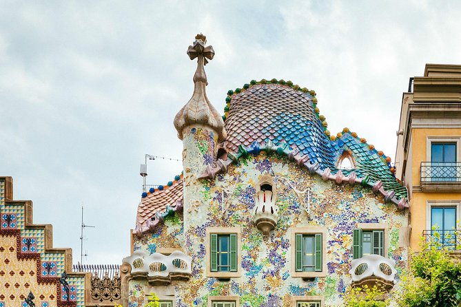 The Beauty of Barcelona by Bike: Private Tour - Why Barcelona on two wheels fits Gaudi’s greatest hits