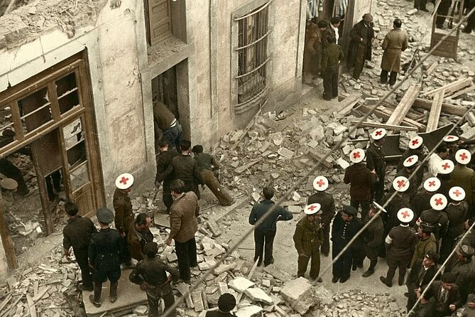 The Spanish Civil War & Franco Barcelona Walking Tour - Practical Tips for a 2.5-Hour Old Town Walk
