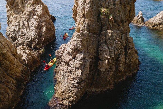 Tossa de Mar: Kayak & Snorkel Tour with Paella from Barcelona - The Cami Ronda Coastal Path: A Castle View With Fresh Air