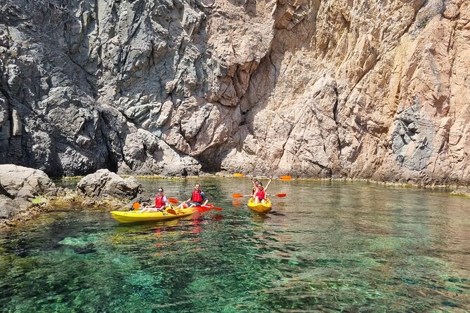 Tossa de Mar: Kayak & Snorkel Tour with Paella from Barcelona - Paella-Style Lunch By The Water, With Shower-Ready Time