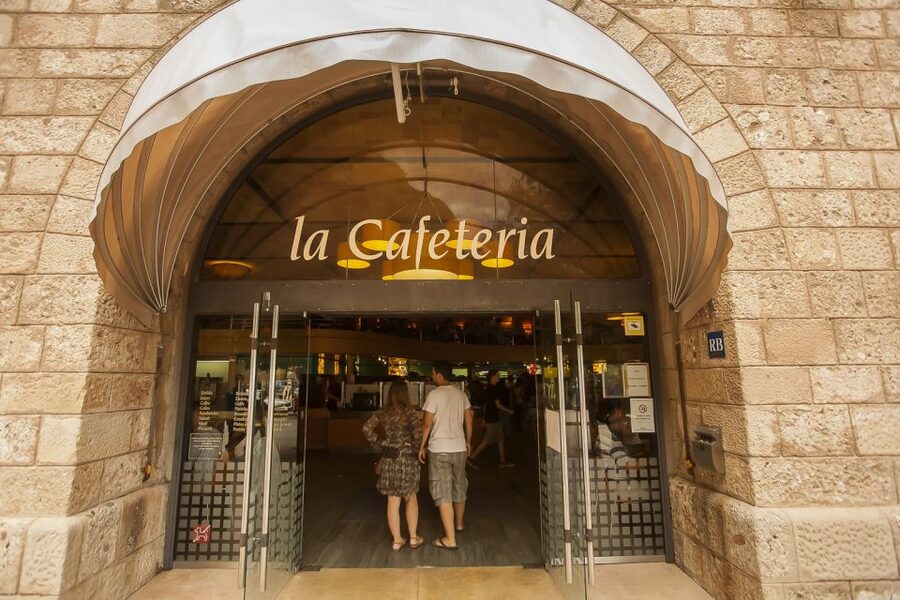 Tot Montserrat: Transport, Museum Tickets, and Lunch - The Audiovisual Gallery and monastery time