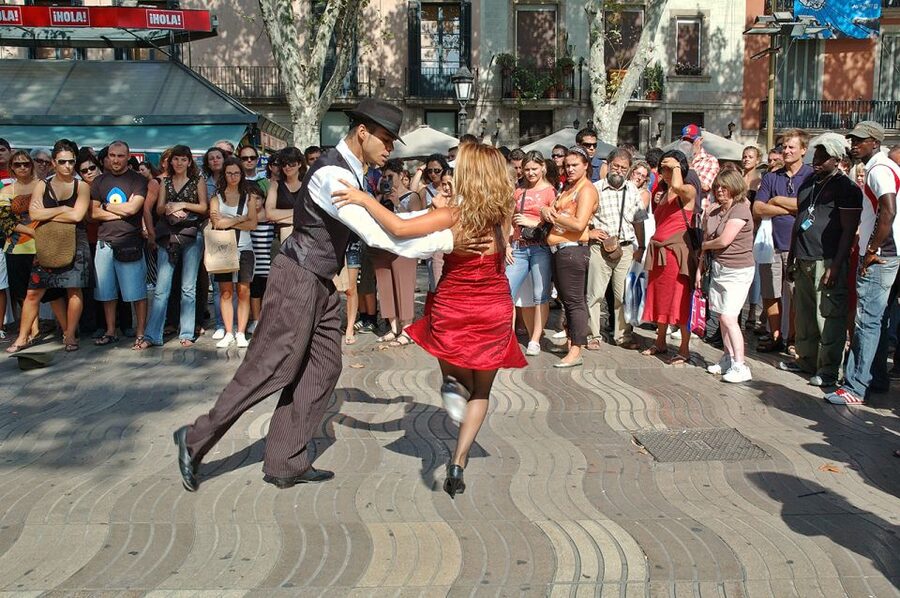 Walking Tour on Barcelona Old Town 3-Hour - Key Points You Should Know Before Booking