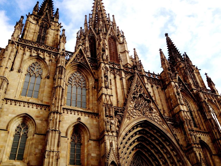 Welcome to Barcelona: Private Tour with a Local - Tips to get the most out of your guide on day one