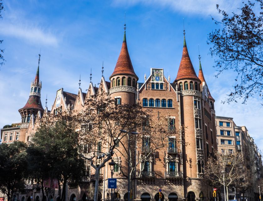 Welcome to Barcelona: Private Tour with a Local - Where you start, and why that choice changes everything