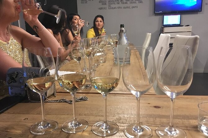 Wine Tasting Experience in Barcelona - Pairing Time: Olive Oil, Bread, Cheese, and Why It Changes Everything